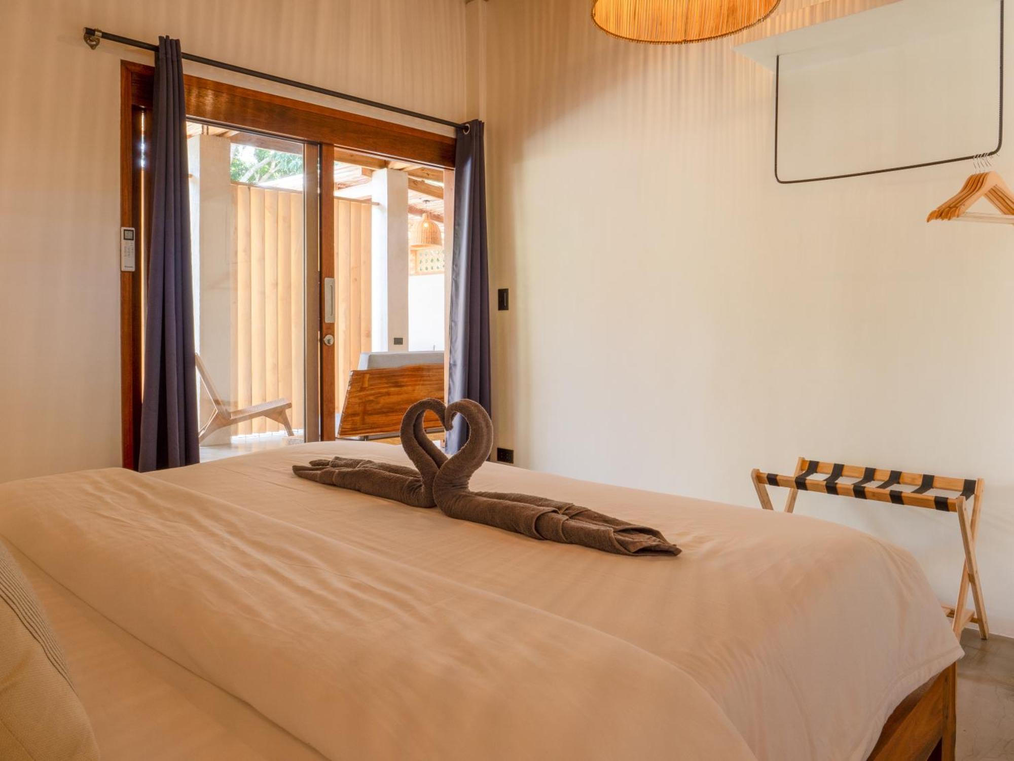 Elegant Villa With Private Pool Эль-Нидо Экстерьер фото